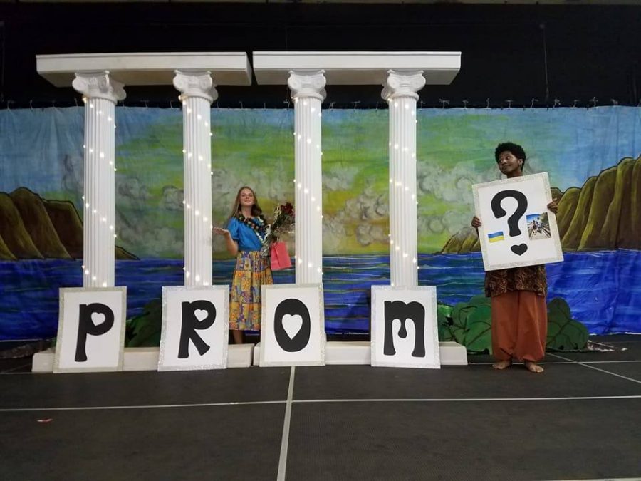 Zaccai Ceruti did his promposal to Veronika Sumyatina after the final performance of NPACs Once On This Island.