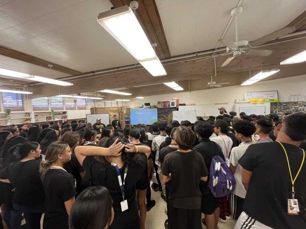 The Middle School students rehearse their Songfest song during advisory.